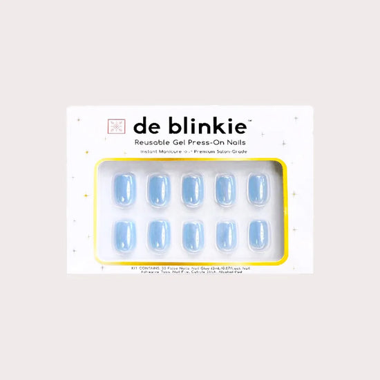 Box shot of de blinkie Bluebell Glaze soft baby blue glazed press-on nails in short square against a warm white background