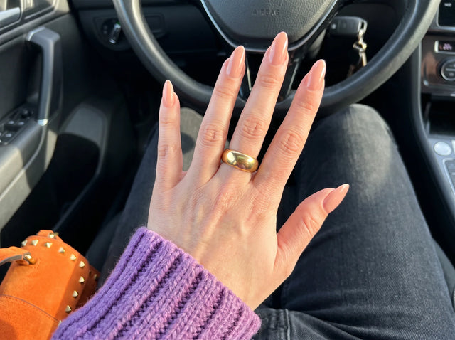 Blush Apricot press-on nails, Short Almond