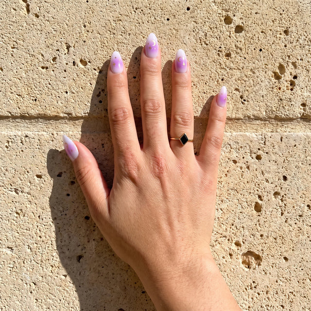 Lavender Mirage press-on nails, Short Almond