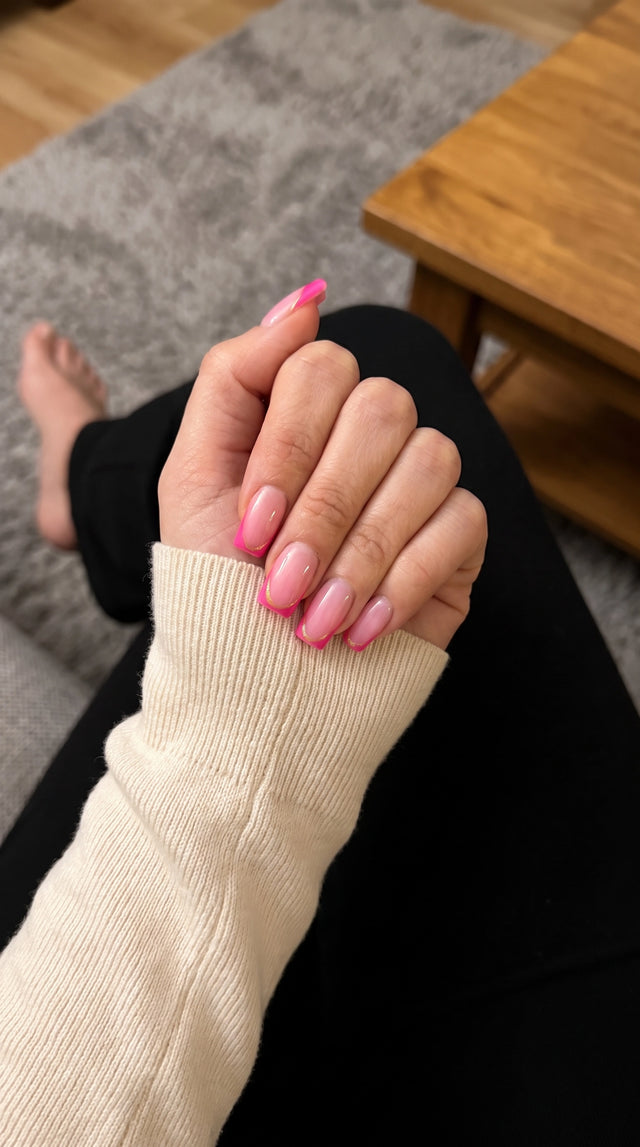 Rosé Mirage press-on nails, Medium Square