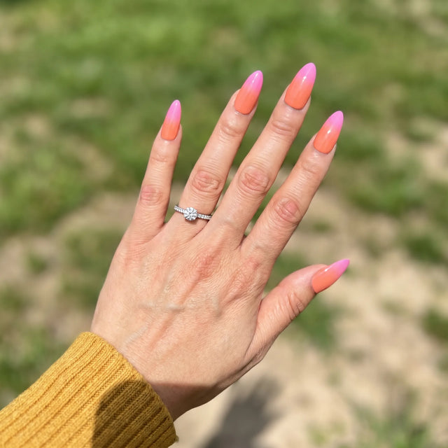 Tropic Muse press-on nails, Medium Almond